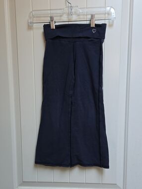 Gap Kids Fold-Over Waist Flare Sweat Pants in Navy with Heart Accent XS